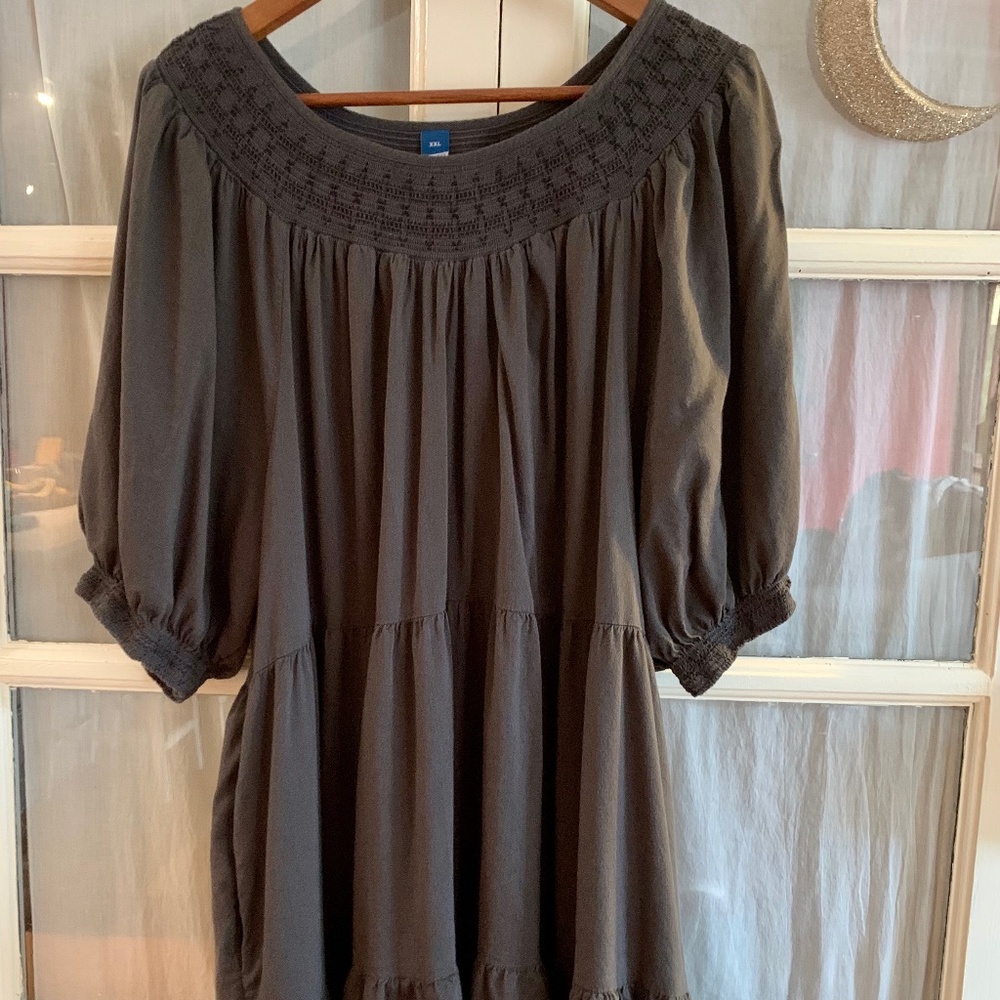 Old Navy Tiered Hem Knee Length Dress